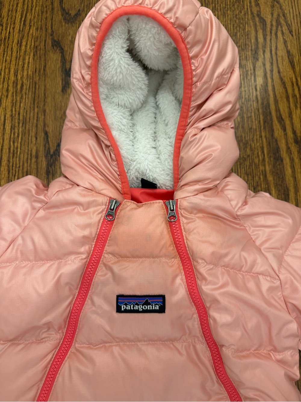 Patagonia Kids Pink Hooded Puffer Bunting - Picture 2 of 6